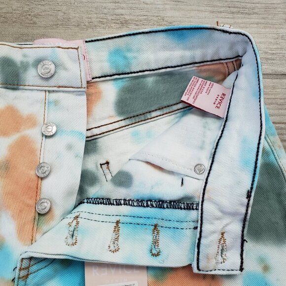 NWT Revice Women’s Denim Buttonfly Hollywood Shorts in Making Dreams Tie Dye 27 - Picture 4 of 8